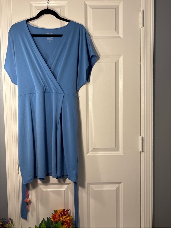 Nine West Dresses & Skirts - Nine West Blue Wrap Style Tie-Waist Dress – XXL